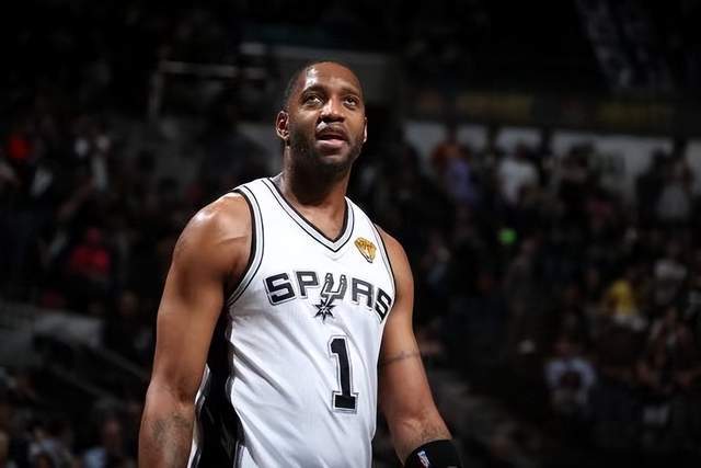 四战亚沙终成旗手 沈萍：三亚是我运动生涯的“完美节点”