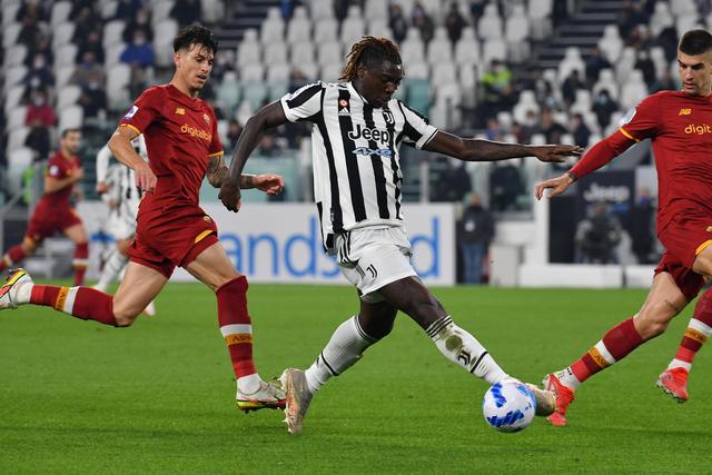 萨哈：曼联需要能在逆境中进球的前锋